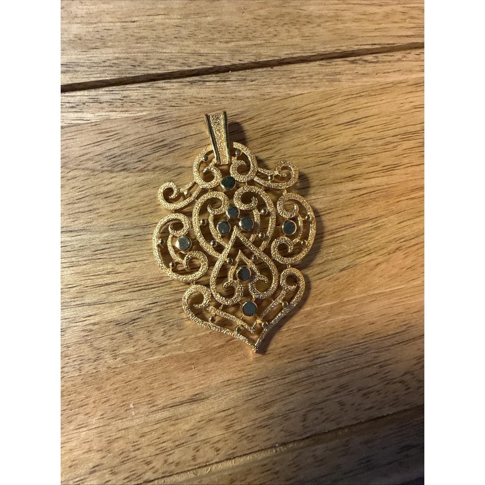Vintage Crown Trifari Gold Tone Filigree Pendant